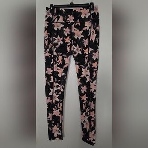 Women's Victoria's Secret Floral Leggings With Pockets
